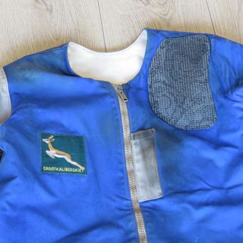 South African large caliber shooting jacket - Belonged to SADF Colonel Gert van Zyl - Sizes below