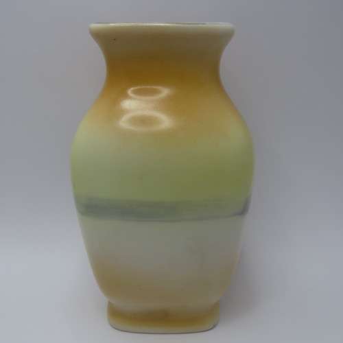 Vintage Japanese Noritaki flower vase