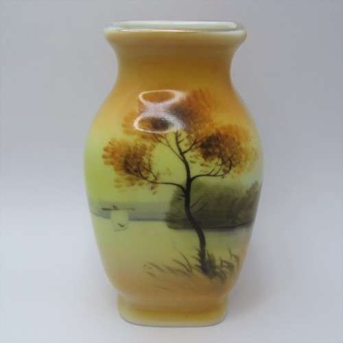 Vintage Japanese Noritaki flower vase