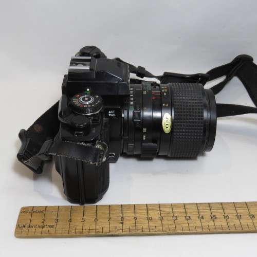 Vintage Minolta X-700 35 mm film camera with F 1:3,5/35-70 mm lens - Advance lever stuck
