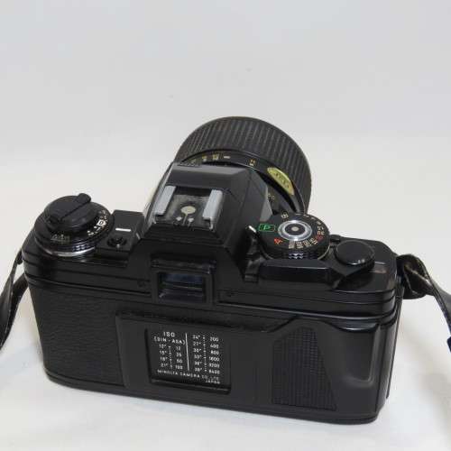 Vintage Minolta X-700 35 mm film camera with F 1:3,5/35-70 mm lens - Advance lever stuck
