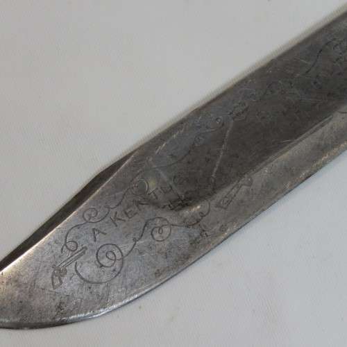 Bowie knife - A Kentuckian - Bold in Battle - Honorable in peace - produced in Sheffield