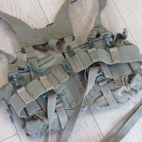 SADF webbing yoke with kidney pouches