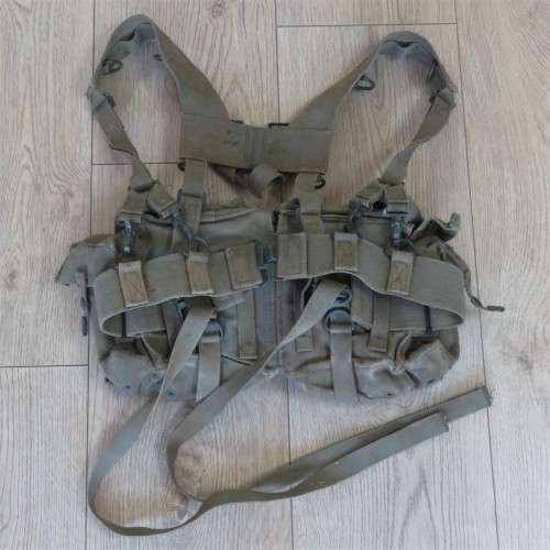 SADF webbing yoke with kidney pouches