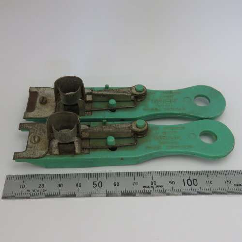 Pair of vintage Krisk bean slicers - Blades damaged