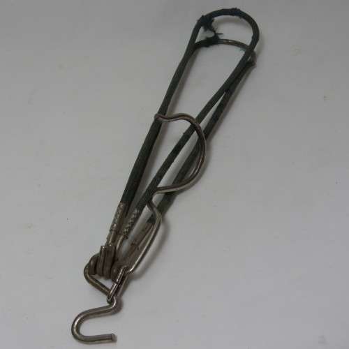 Vintage foldable coat hanger