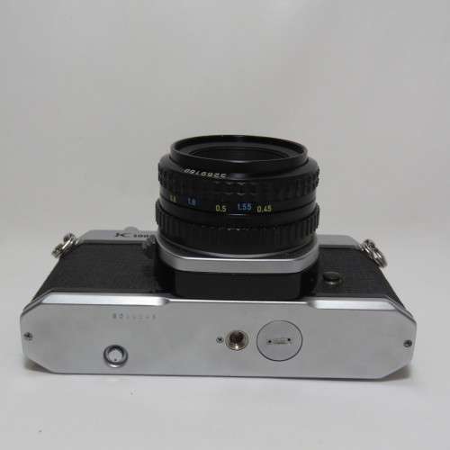Vintage Asahi Pentax K1000 film camera with 50mm 1:2 SMC lens - Lens is clean, shutter is firing