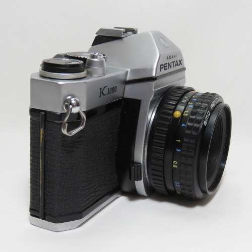 Vintage Asahi Pentax K1000 film camera with 50mm 1:2 SMC lens - Lens is clean, shutter is firing