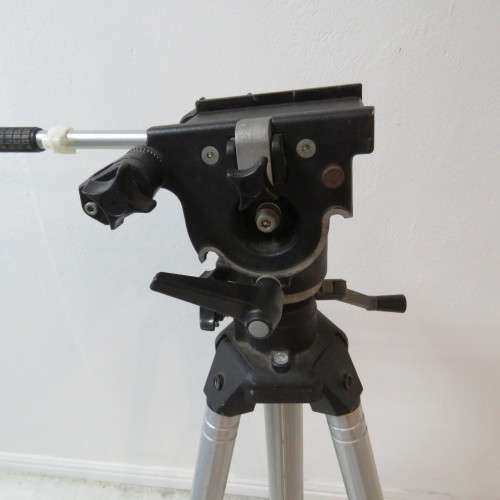 Manfrotto model 117 professional movie/video tripod