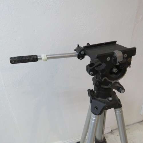 Manfrotto model 117 professional movie/video tripod