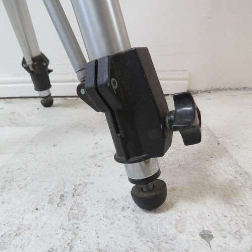 Manfrotto model 117 professional movie/video tripod
