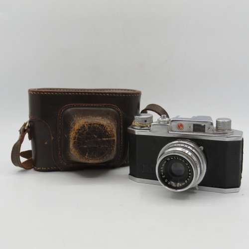Halinax Anustigmatic 1:3.5 lens in original leather case