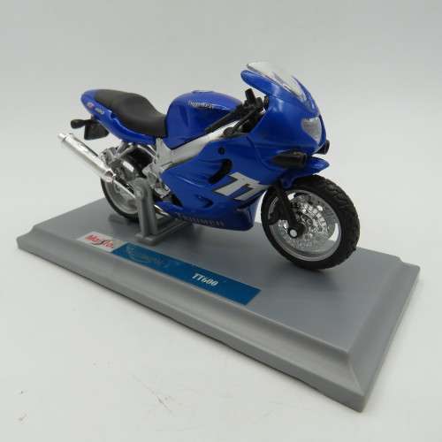 Maisto Triumph TT600 die-cast motorcycle - scale 1/18 in box