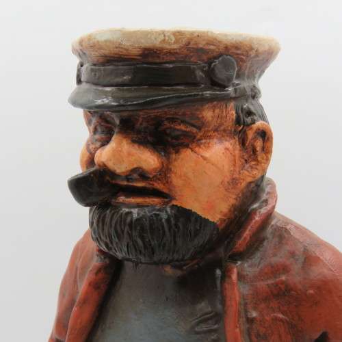 Vintage Sea Captain figurine - seems to be poly resin