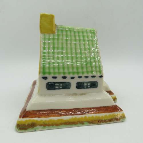 Vintage Vermont porcelain house ashtray