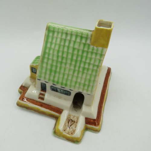 Vintage Vermont porcelain house ashtray