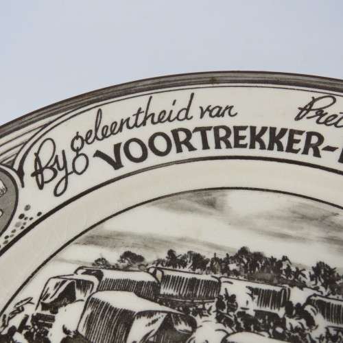 Vintage Royal Doulton Voortrekker Eeufees Bloedrevier plate