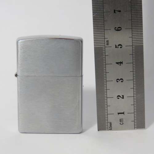 Stainless steel Zippo - no engraving