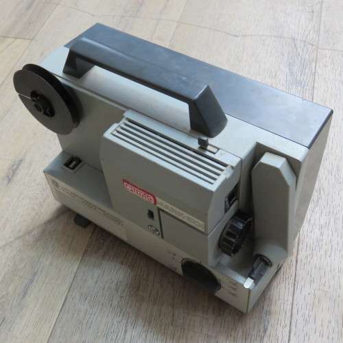 Vintage Eumig Mark 501 projector for 8mm film - working