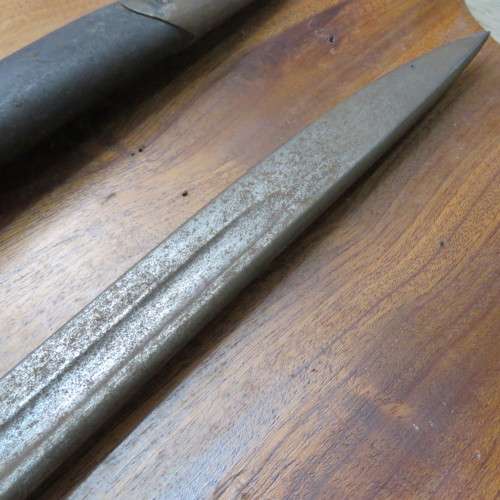 1907 Pattern 303 bayonet of SA Police mounted on plaque