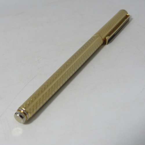 Vintage Ruslite lighter and pen - needs refill and gas - unused