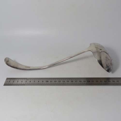 Silver Plated ladle VINER`S SHEFFIELD - excellent condition