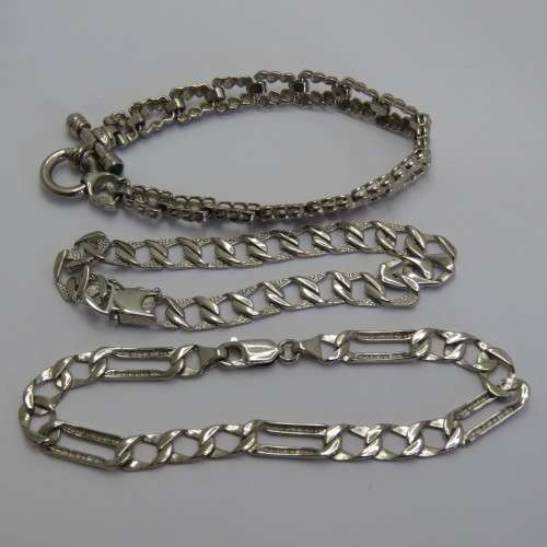 Costume lot of 3 silver look-alike bracelets - Never worn