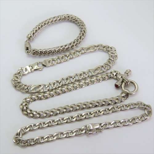Costume lot of 4 silver look-alike bracelets - Unused