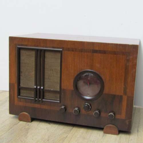 Vintage 1930`s His Masters Voice valve radio - working - 51 x 32 x 35cm