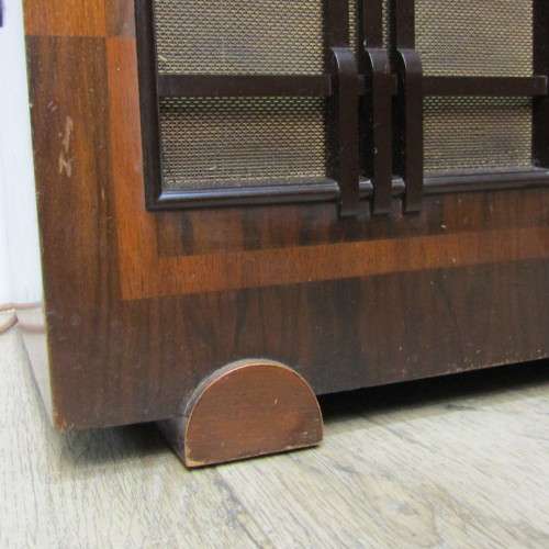 Vintage 1930`s His Masters Voice valve radio - working - 51 x 32 x 35cm