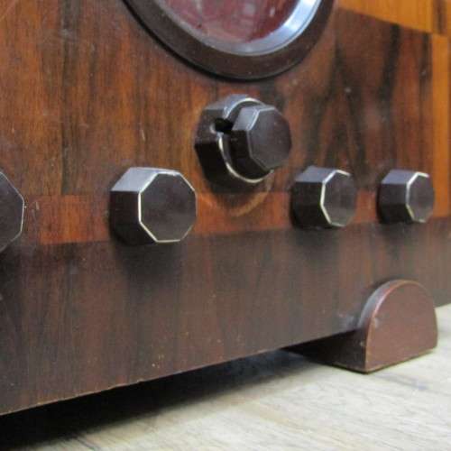Vintage 1930`s His Masters Voice valve radio - working - 51 x 32 x 35cm