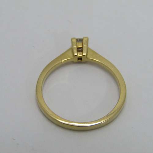 18kt ring with 0.21ct diamond - color I/J - clarity VS/SI - weighs 2.7g - size M/6