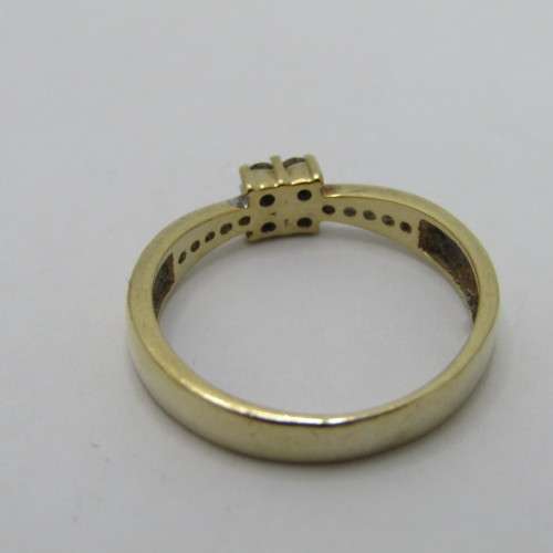 9kt gold ring with 14 small diamonds of about 0.25ct in total - weighs 2.9g - size Q/8