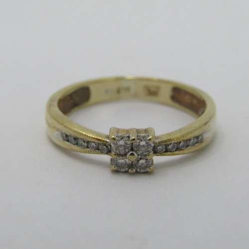 9kt gold ring with 14 small diamonds of about 0.25ct in total - weighs 2.9g - size Q/8