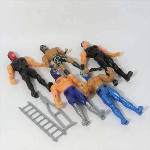 Lot of 5 plastic wrestling figurines