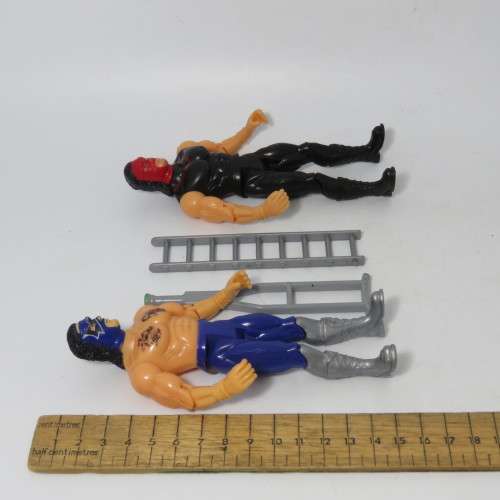 Lot of 5 plastic wrestling figurines