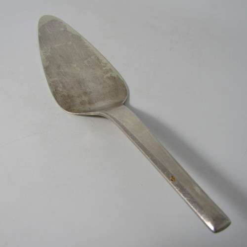 Vintage WMF 90 silver plated cake lifter