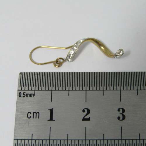 9kt Gold Spiral earrings with cubic zirconia`s - weighs 0.6g