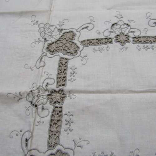 Brand new (but old) table cloth - original price of R8.99 from the old days - 80 x 80cm