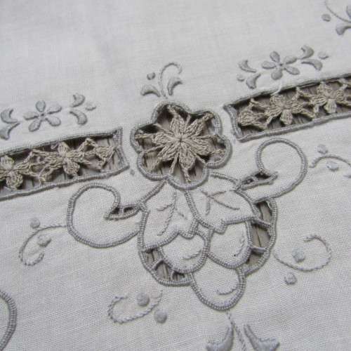 Brand new (but old) table cloth - original price of R8.99 from the old days - 80 x 80cm
