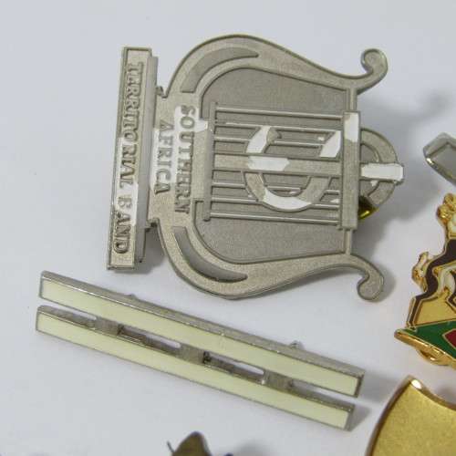 Lot of assorted pin badges