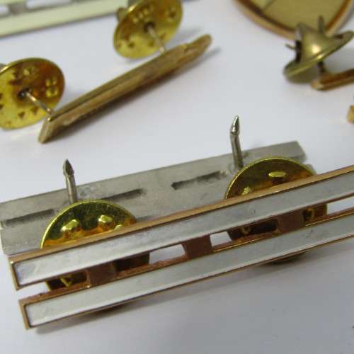 Lot of assorted pin badges