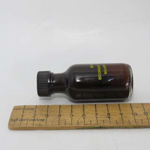 1984 Soekor oil mining Borehole E-M2 oil sample