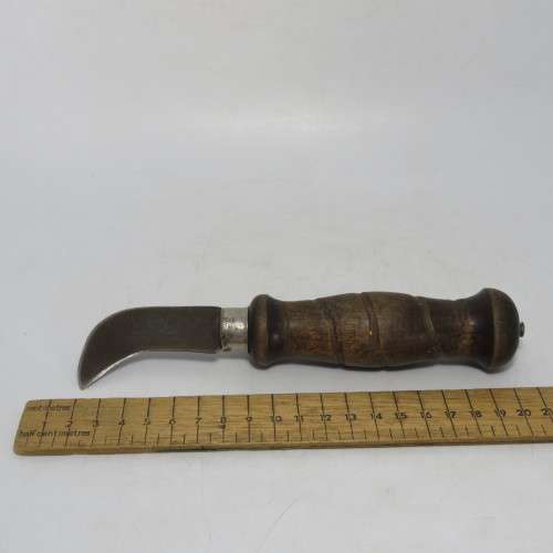 Vintage Red Devil K23 flooring knife