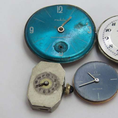 Lot of 5 mechanical watch movements for spares including Omega DeVille Caliber 620 - Not working