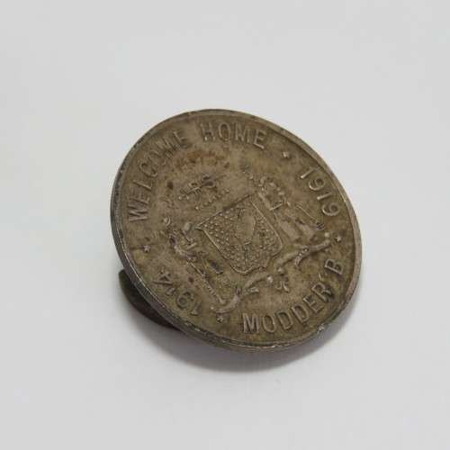 1914-1919 Welcome Home Modder`B button hole badge