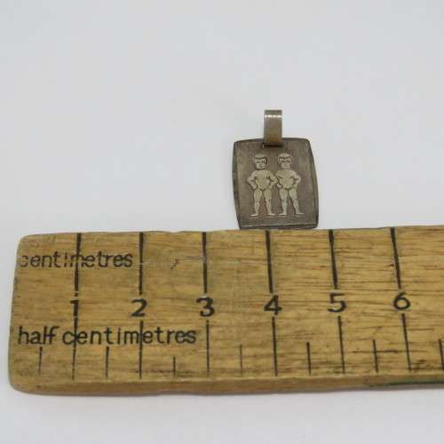 Sterling silver Gemini pendant - Weighs 2,2 g