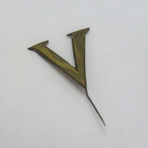 WW1 Victory pin badge