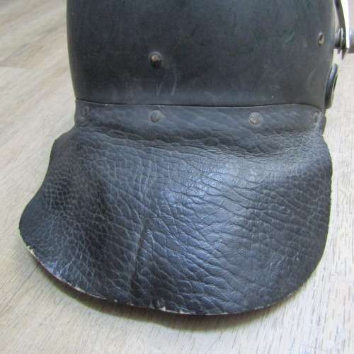 SA Army riot helmet with visor