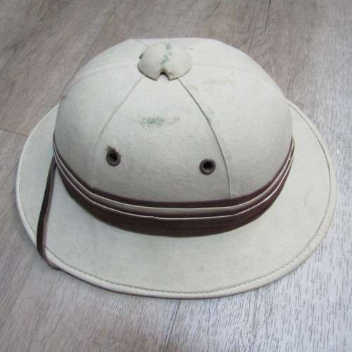 Vintage Chiltern Sunbeta pith helmet tropical safari hat - size 60